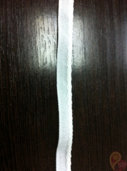 Кант одеяльный 18 мм (полиэфирный) белый (1 коробка≈1000 м) фото